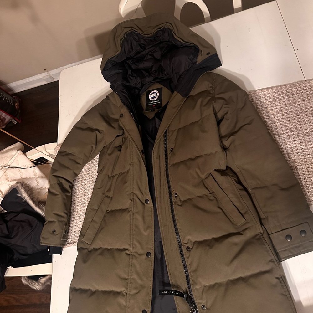 Canada Goose Olive Hooded Puffer Coat - Women's Warm Winter Parka